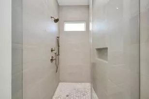8521 Friendship Rd, Houston, TX 77080 - Photo 25