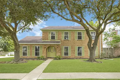 459 El Toro Lane, Houston, TX 77598 - Photo 1