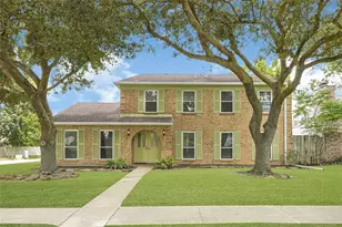 459 El Toro Ln, Houston, TX 77598 - Photo 1