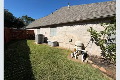 10435 Claybrook Drive, Houston, TX 77089 - Photo 41