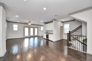 8605 Hollyoaks Creek Ln, Houston, TX 77063 - Photo 21