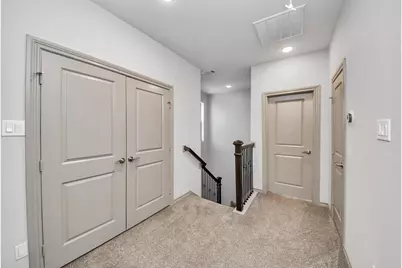 8605 Hollyoaks Creek Lane, Houston, TX 77063 - Photo 39
