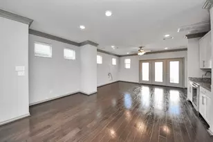 8605 Hollyoaks Creek Ln, Houston, TX 77063 - Photo 19