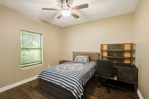 423 Elm St, Oyster Creek, TX 77541 - Photo 23