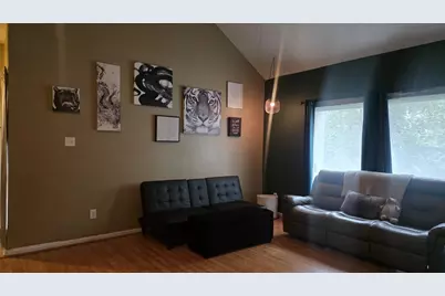 2100 Tanglewilde St #632, Houston, TX 77063 - Photo 9