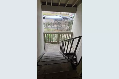 2100 Tanglewilde St #632, Houston, TX 77063 - Photo 7