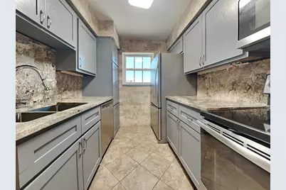 7900 Westheimer Road #226, Houston, TX 77063 - Photo 7