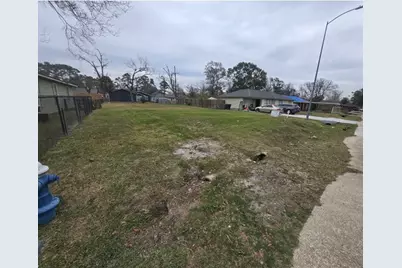 6929 Peyton Street, Houston, TX 77028 - Photo 3