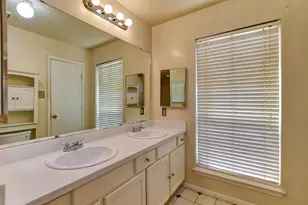 17327 Thorhill St, Spring, TX 77379 - Photo 23