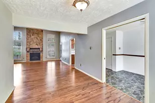 17327 Thorhill St, Spring, TX 77379 - Photo 11