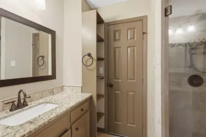 5414 Foresthaven Drive, Houston, TX 77066 - Photo 35
