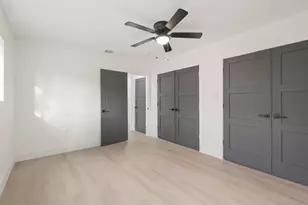 3327 Freshmeadows Dr, Houston, TX 77063 - Photo 33