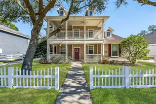 121 Borondo Reach, La Marque, TX 77568 - Photo 1