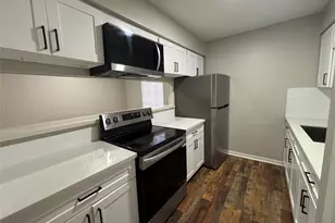 910 7th Ave N, Texas City, TX 77590 - Photo 5