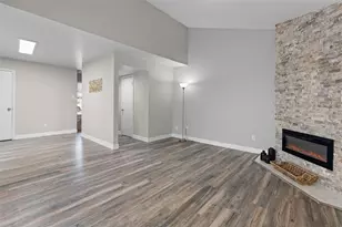 10327 Gladewood Dr, Houston, TX 77041 - Photo 5