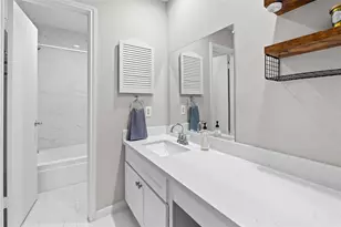 10327 Gladewood Dr, Houston, TX 77041 - Photo 17