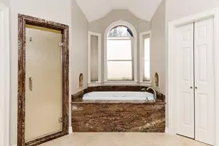 38 Eagle Terrace, The Woodlands, TX 77381 - Photo 15