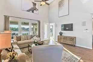 11 Shumard Oak Dr, The Woodlands, TX 77375 - Photo 13