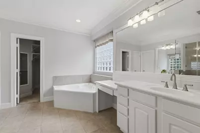 16215 Lakewood Grove Drive, Tomball, TX 77377 - Photo 23