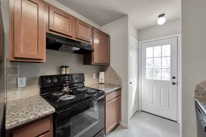 10436 Royal Duaine Drive, Conroe, TX 77303 - Photo 7