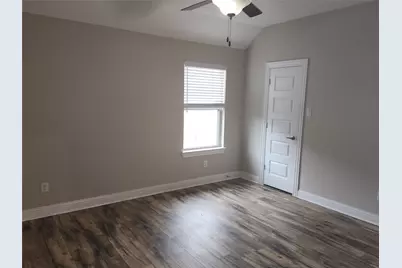 6802 Regal Lakes Drive, Katy, TX 77493 - Photo 13