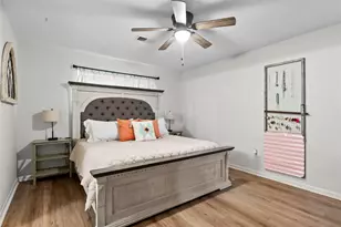 2205 Buchanan Dr, Baytown, TX 77520 - Photo 21