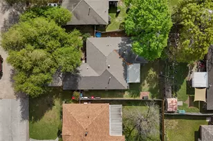 2205 Buchanan Dr, Baytown, TX 77520 - Photo 39