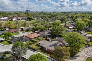 2205 Buchanan Dr, Baytown, TX 77520 - Photo 43
