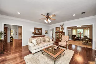 10435 Crestwater Cir, Magnolia, TX 77354 - Photo 7