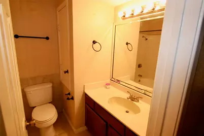 17401 Red Oak Drive #102, Houston, TX 77090 - Photo 15