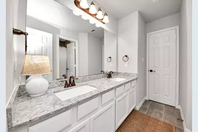 12119 Sandstone Circle, Mont Belvieu, TX 77535 - Photo 19