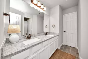 12119 Sandstone Cir, Mont Belvieu, TX 77535 - Photo 19