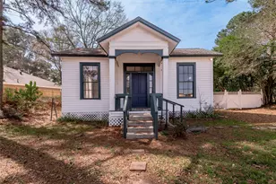 1002 Old Madisonville Rd, Huntsville, TX 77320 - Photo 1