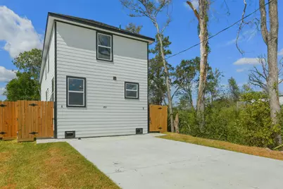 8713 Southwark Street #A / B, Houston, TX 77028 - Photo 1