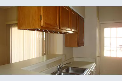 7575 Cambridge Street #3201, Houston, TX 77054 - Photo 5