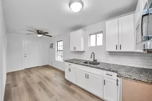 209 Owens St A St, Houston, TX 77029 - Photo 5