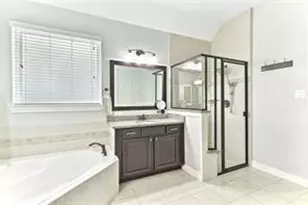 2209 Rocky Shores Ln, Pearland, TX 77089 - Photo 13