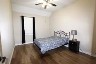2209 Rocky Shores Ln, Pearland, TX 77089 - Photo 15