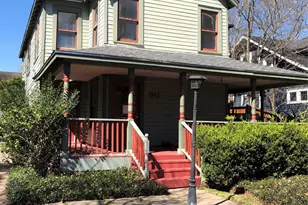 911 Harvard St, Houston, TX 77008 - Photo 1