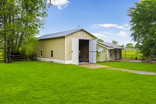 1985 Eastridge Ln, Madisonville, TX 77864 - Photo 33