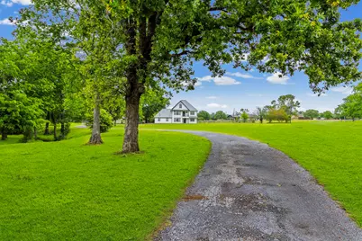 1985 Eastridge Lane, Madisonville, TX 77864 - Photo 1