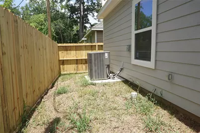 11849 Nelwood Street, Willis, TX 77318 - Photo 19