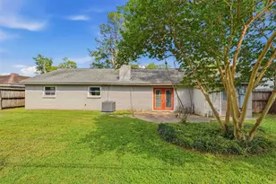 1219 Wisterwood Dr, Houston, TX 77043 - Photo 27