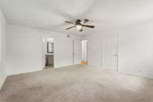 1219 Wisterwood Dr, Houston, TX 77043 - Photo 19