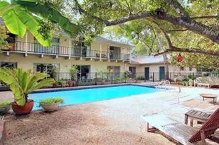 11910 Steppingstone Ln, Houston, TX 77024 - Photo 13