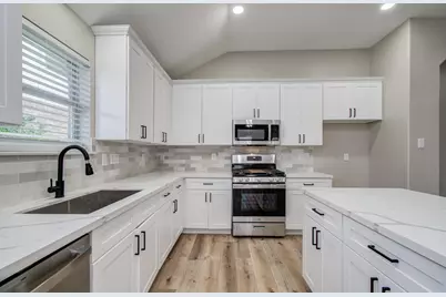4506 Knights Court, Baytown, TX 77521 - Photo 9