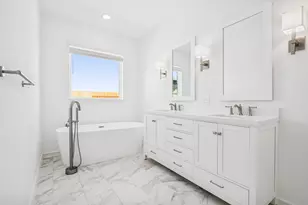 14239 Hay Mdw Ln, Needville, TX 77461 - Photo 9