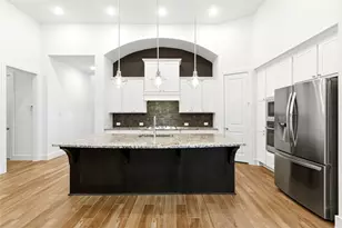 222 Promontory Ct, Montgomery, TX 77316 - Photo 7