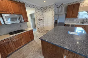 2422 Acadiana Ln, Seabrook, TX 77586 - Photo 5