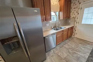 2422 Acadiana Ln, Seabrook, TX 77586 - Photo 7